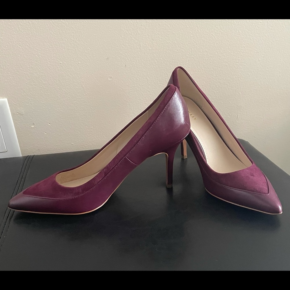 ColeHaan burgundy leather and suede pumps Size 7B